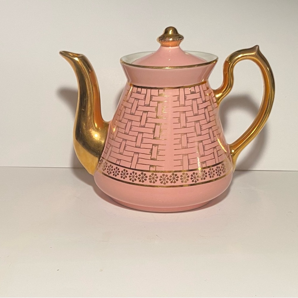 Vintage Hall teapot